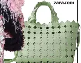  ??  ?? Tote bag, £29.99, zara.com