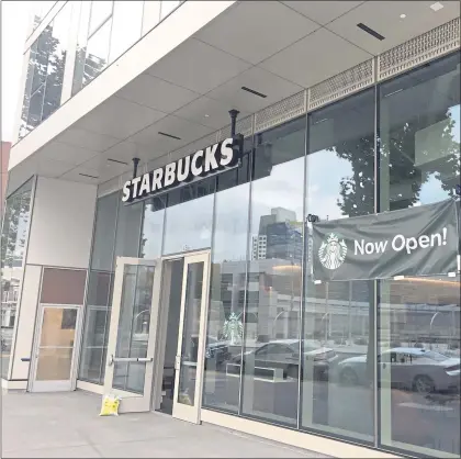  ?? PHOTOS BY GEORGE AVALOS ?? This is the front entrance of a new Starbucks near the corner of East Santa Clara Street and North Fifth Street.