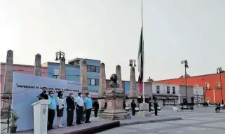  ?? FOTO GUADALUPE TREJO ?? El munícipe recordó la valentía y entereza con la que el Ejército Mexicano enfrentó al ejército francés.