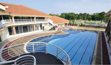  ??  ?? Sports facilities at MMMC’s new campus in Bukit Baru, Melaka.