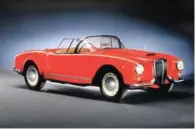  ??  ?? Lancia Aurelia B24 Cabriolet fra 1950’erne er et smukt eksempel på maerkets ynde.