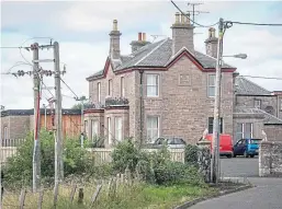  ?? Mhairi Edwards. ?? Around 30 people are living in the six-room property. Picture: