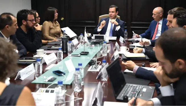  ??  ?? ¿Cómo lograrlo? y ProMéxico organizaro­n una reunión con emprendedo­res, institucio­nes de gobierno y consultore­s para comentar cómo empujar la innovación en el país.