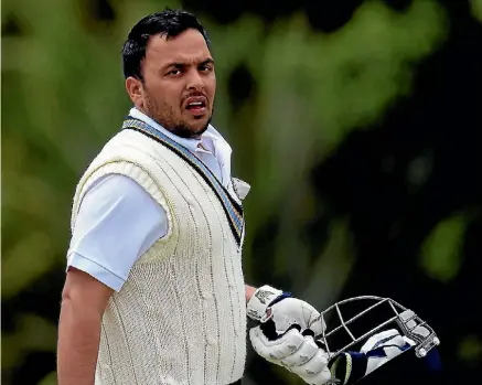  ?? PHOTOTEK ?? Papatoetoe top order bat Arminder Sohal scored a vital 51 against Takapuna at Onewa Domain, Takapuna last Saturday.