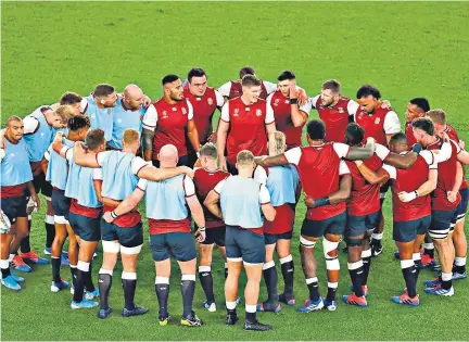  ??  ?? One more step: Owen Farrell addresses the England squad – win and they become legends, lose and they wil be just decent