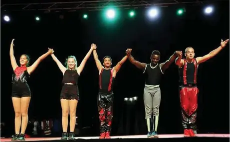  ?? Picture: ZipZap ?? PERFORMERS: Zip Zap Circus’s Isobel Rossouw, Saskia van Rensburg, Jacobus Claassen, Phelelani Ndakrokra and Jason Barnard.