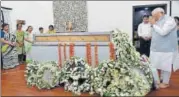  ?? PTI ?? Prime Minister Narendra Modi pays his tributes to Union environmen­t minister Anil Madhav Dave at his residence in New Delhi on Thursday.