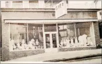  ?? SUBMITTED — DAN YOCUM ?? This photo, taken in 1962, shows the building when it was Dot’s children’s clothing store.