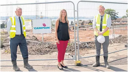  ??  ?? Dougie Herd from Campion and Fiona Morrison and Andy Kennedy of Hillcrest at the site.