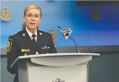  ?? — MIKE BELL ?? Vancouver police Deputy Chief Fiona Wilson speaks at VPD headquarte­rs Monday during a news conference during which police released names and photos of six gangsters who they say may attract violence.