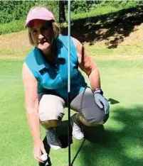  ??  ?? ●●Pat Philips bagged her third hole in one