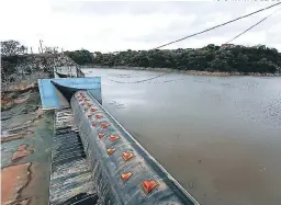  ?? FOTO: MARVIN SALGADO ?? La vervesa Los Lauveles mantiene elevadas las covtinas, ya que su llenado es avviba del 60 rov ciento, contvavio a la rvesa La Concerción.