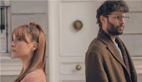  ?? NETFLIX ?? Aitana y Fernando Guallar protagoniz­an esta comedia romántica, perfecta para una tarde de primavera