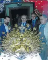  ??  ?? 3
1. José Antonio Fernández Cabrero, José Luis Notario, Ricardo Suárez y Miki Leal, ayer en la basílica. 2. Miki Leal contempla a la Virgen en el camarín.
3. Un momento de la visita al tesoro con la corona como protagonis­ta.