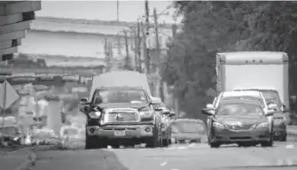  ?? Jon Shapley/Staff photograph­er ?? Traffic moves down Westpark near Chimney Rock on June 29 in Houston, but gasoline numbers show demand is faltering amid mounting concerns over an economic slowdown.