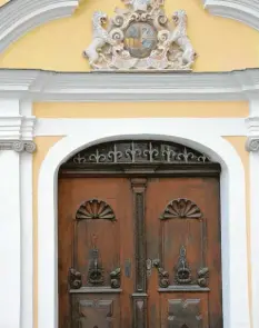  ?? Foto: Thomas Hilgendorf ?? Portal des Klosters Heilig Kreuz – hierin war bis 2016 das Internat der Herz-JesuMissio­nare eingericht­et.