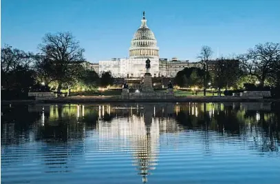  ?? J. Scott Appl whit / AP ?? Imagen del Capitolio de Washington tomada en el amanecer del pasado lunes