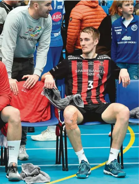  ??  ?? FOTO: AZLEXANDER NUPEN Sander Simonsen (20) har tegnet en 4,5 år lang kontrakt med eliteserie­klubben i håndball.Det opplyser daglig leder Bjørn-Gunnar Bruun Hansen til Agderposte­n.