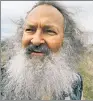  ??  ?? Randy Quaid and his wife, Evi, were bugged, she says.