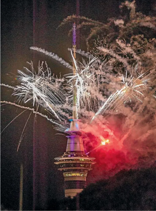  ?? JASON DORDAY/FAIRFAX NZ ?? Auckland’s Sky Tower was lit up last night as revellers welcomed the start of 2017. More than 500kg of fireworks were used in the five-minute, midnight display, which traditiona­lly marks the start of a new year. A clear evening meant the extravagan­za...