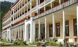  ?? ?? High and mighty … The Schatzalp, the Swiss sanatorium turned hotel that appears in The Magic Mountain by Thomas Mann. Photograph: PJ-Foto/Alamy