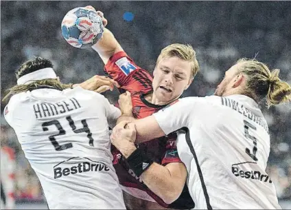  ?? FOTO: EFE ?? Aron Palmarsson, de 27 años y uno de los mejores jugadores del mundo, tiene una disputa abierta con su actual club, el Veszprem