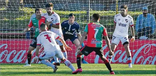  ??  ?? Triunfo. La última visita de Nacional a Boston River fue en el Campeones Olímpicos, de Florida, y con triunfo por 1-0