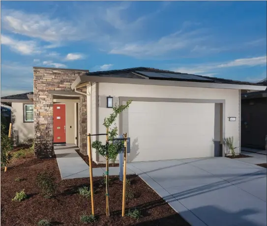  ??  ?? Lennar’s Heritage Solaire is an active adult master-planned community for those 55 and over that offers three neighborho­ods of 12 single-story home designs in total.