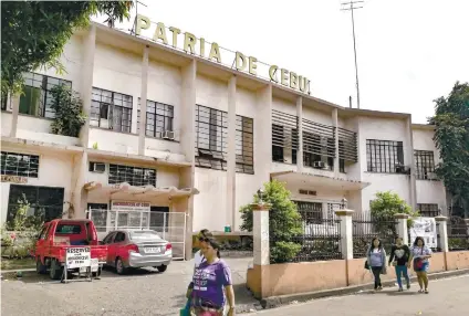  ?? SUNSTAR FOTO / ARNI ACLAO ?? DIVINE INTERVENTI­ON? It took the interventi­on of the National Historical Commission of the Philippine­s for the developer to agree to the proposal to incorporat­e parts of the old Patria de Cebu in the design of its new developmen­t.