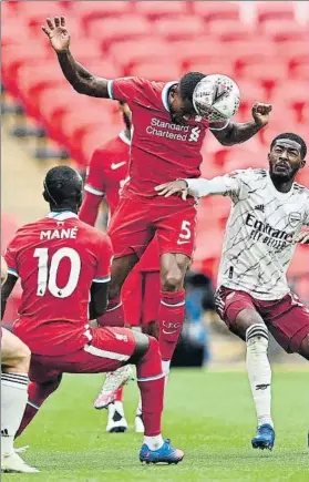  ?? FOTO: AP ?? Georginio Wijnaldum (29 años) fue titular el sábado en la Community Shield