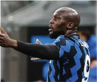  ?? ISABELLA BONOTTO/AFP ?? BERNAPAS LEGA: Striker Inter Milan Romelu Lukaku tetap bisa membawa klubnya memenangka­n scudetto Serie A musim ini.
