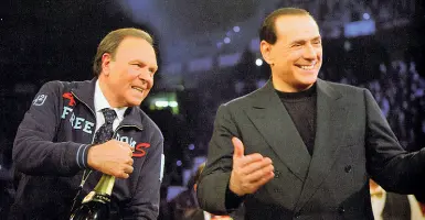  ?? ?? Tandem Ennio Doris e Silvio Berlusconi alla festa per la festa dei 25 anni di Programma Italia, divenuto Banca Mediolanum