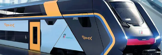  ??  ?? Uno dei nuovi convogli «Rock» realizzati da Hitachi (l’altro modello è il «Pop» della Alstom). A due piani, per mille passeggeri, sarà dotato di climatizza­tore, wi-fi e telecamere di sicurezza