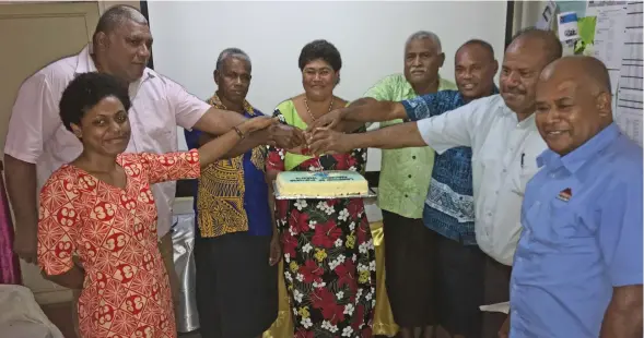  ?? Photo: Shratika Naidu ?? Tui Macuata Ratu Wiliame Katonivere (second from left), with stakeholde­rs during the launch of the Macuata Provincial Council website on August 5, 2020.
