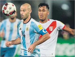  ?? ERNESTO BENAVIDES / AFP ?? Javier Mascherano, durante el partido de Argentina ante Perú