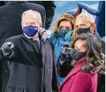  ?? TASOS KATOPODIS Getty Images/TNS ?? Former President George W. Bush, Speaker of the House Nancy Pelosi, former President Barack Obama and his wife, Michelle Obama.