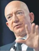  ?? AGENCIES ?? Battle between US President Donald Trump (left) and Amazon CEO Jeff Bezos intensifie­s.