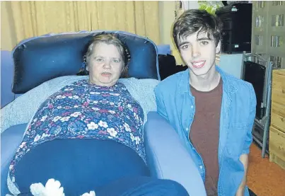  ??  ?? Cameron with his mum Wendy, who has Huntington’s disease.