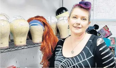  ?? TREVOR FRASER/ORLANDO SENTINEL PHOTOS ?? Hiedi Musselman, owner of Mrs. Spookshow’s Designs in Apopka, creates many of the wigs used by local theaters, cruise lines, theme parks and more.