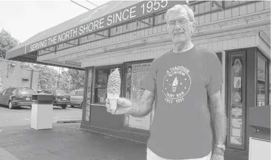  ?? | SUN-TIMES LIBRARY ?? Chuck Boedicker at the Glenview Dairy Bar in 2011. While he ran a heating and air-conditioni­ng business, he and his wife bought the ice-cream shop 26 years ago.