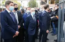  ??  ?? Éric Ciotti était présent aux côtés du président de la République, Emmanuel Macron, et du maire de Nice Christian Estrosi, sur les lieux de l’attentat, hier. (Photo Patrice Lapoirie)