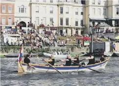  ??  ?? Ian and the ‘Vintage 2019’ crew rowing 21.6 miles during the race