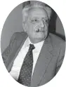  ??  ?? Lo storico Renzo De Felice (1929-1996) pubblicò una biografia di Benito Mussolini in diversi volumi e due libri intervista sul fascismo che fecero molto discutere