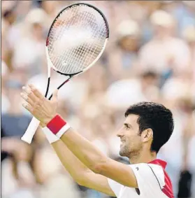  ?? FOTO: GETTY ?? Djokovic venció a Chardy (7-6, 6-4) y jugará la final contra Cilic, a quien domina 14-1