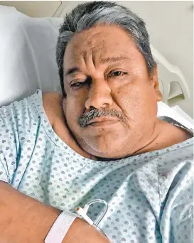  ?? QUADRATÍN ?? Ignacio Rentería, en el hospital de Apatzingán donde fue atendido.