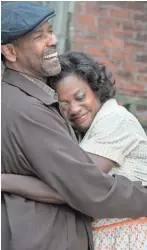  ?? ASSOCIATED PRESS ?? Denzel Washington and Viola Davis appear in a scene from “Fences.”