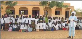  ?? (DR) ?? Si la zone est inaccessib­le depuis sept ans, l’associatio­n continue de venir en aide aux enfants de Jamaye. Pour se joindre à l’effort, rendez-vous samedi, dès  h, sur le quai Lindbergh.