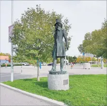  ?? [ wf ] ?? Geschenk der Stadt Moskau: Puschkin-Denkmal, Oberlaa.