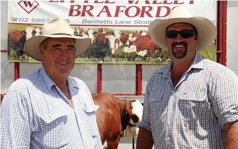  ?? PHOTO: CONTRIBUTE­D ?? PROUD SUPPORTERS: Doug and Cameron Bennett of Little Valley Bradford Stud have been showing at Primex since 1986.