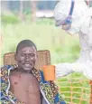  ??  ?? Preparados. El Ministerio de Salud del Congo dijo tener profesiona­les para contener una epidemia de ébola.